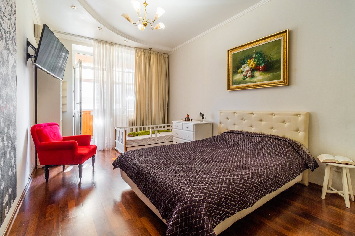 Главная спальня